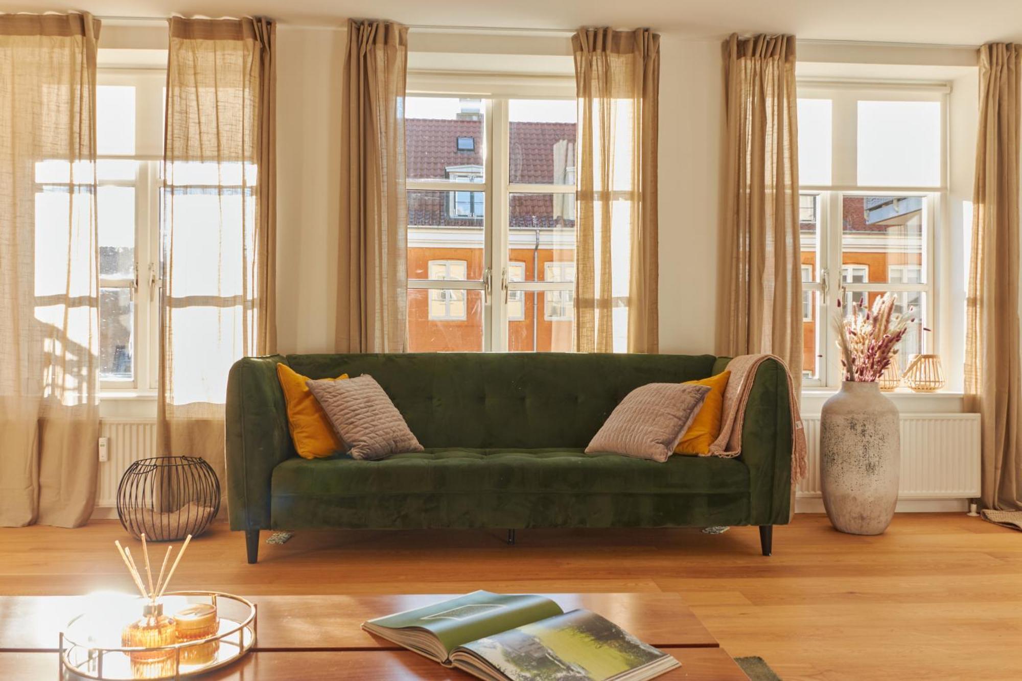 Stunning 2 Bedroom On Nyhavn With Private Balcony * Copenhague