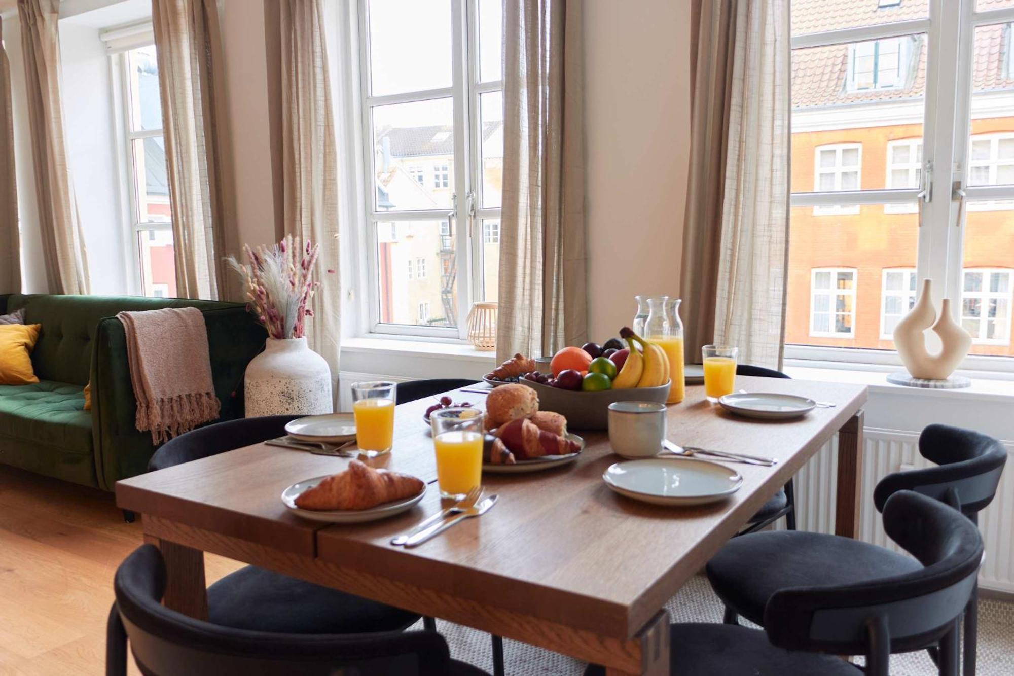 Stunning 2 Bedroom On Nyhavn With Private Balcony Copenhague