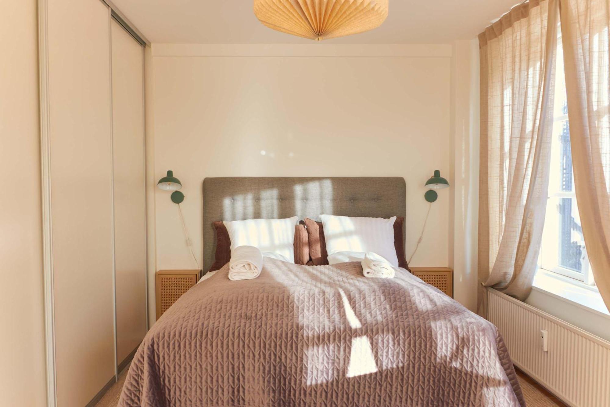 Apartamento Stunning 2 Bedroom On Nyhavn With Private Balcony *